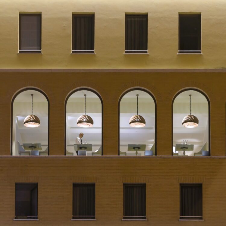 Immagini dalla galleria Spotlight